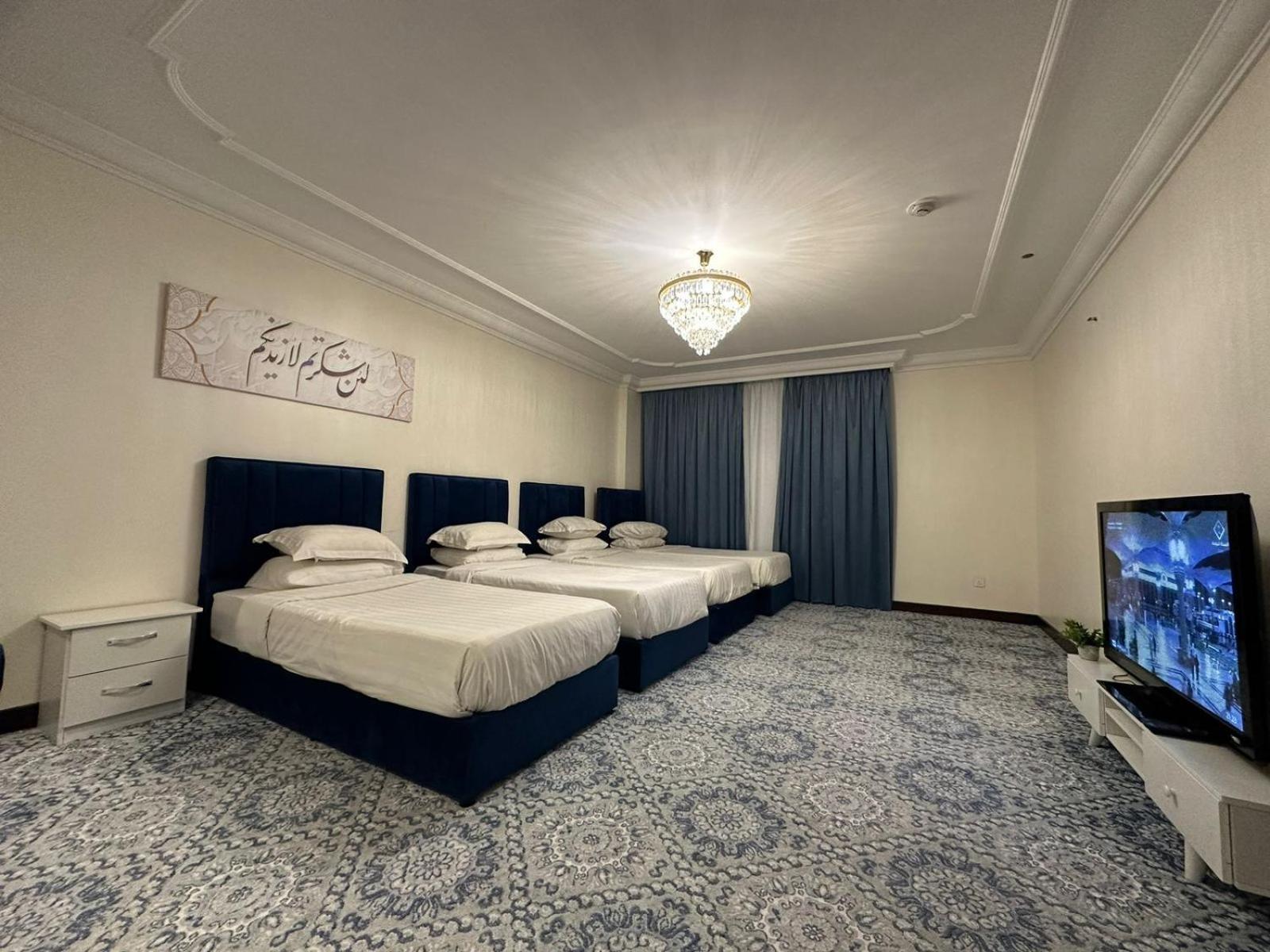 Zad Al Eman Suites Hotels 麦地那 客房 照片