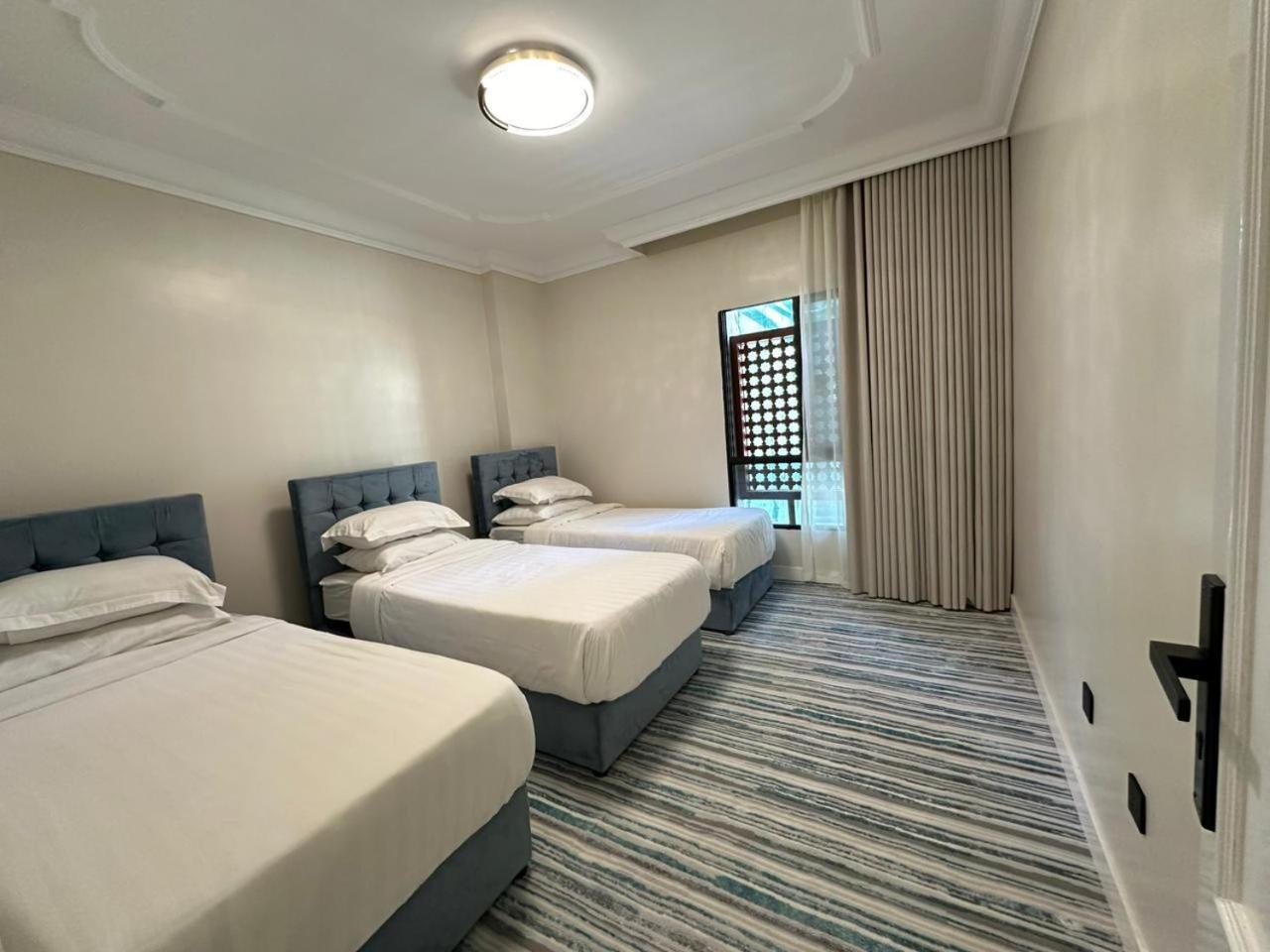 Zad Al Eman Suites Hotels 麦地那 客房 照片