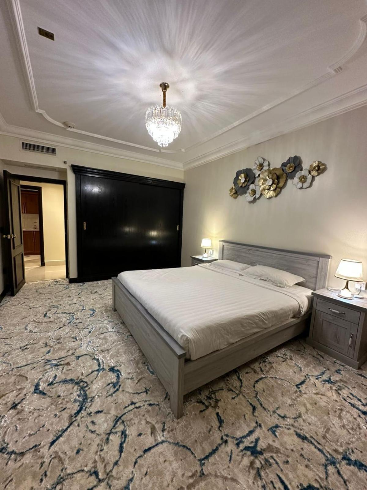 Zad Al Eman Suites Hotels 麦地那 客房 照片