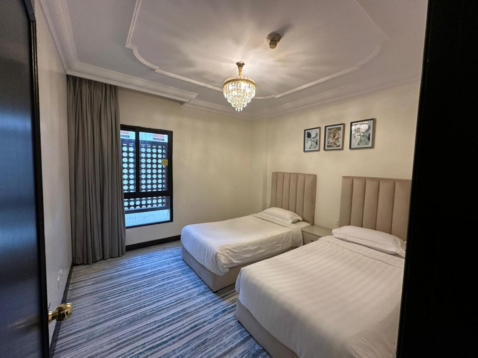 Zad Al Eman Suites Hotels 麦地那 客房 照片