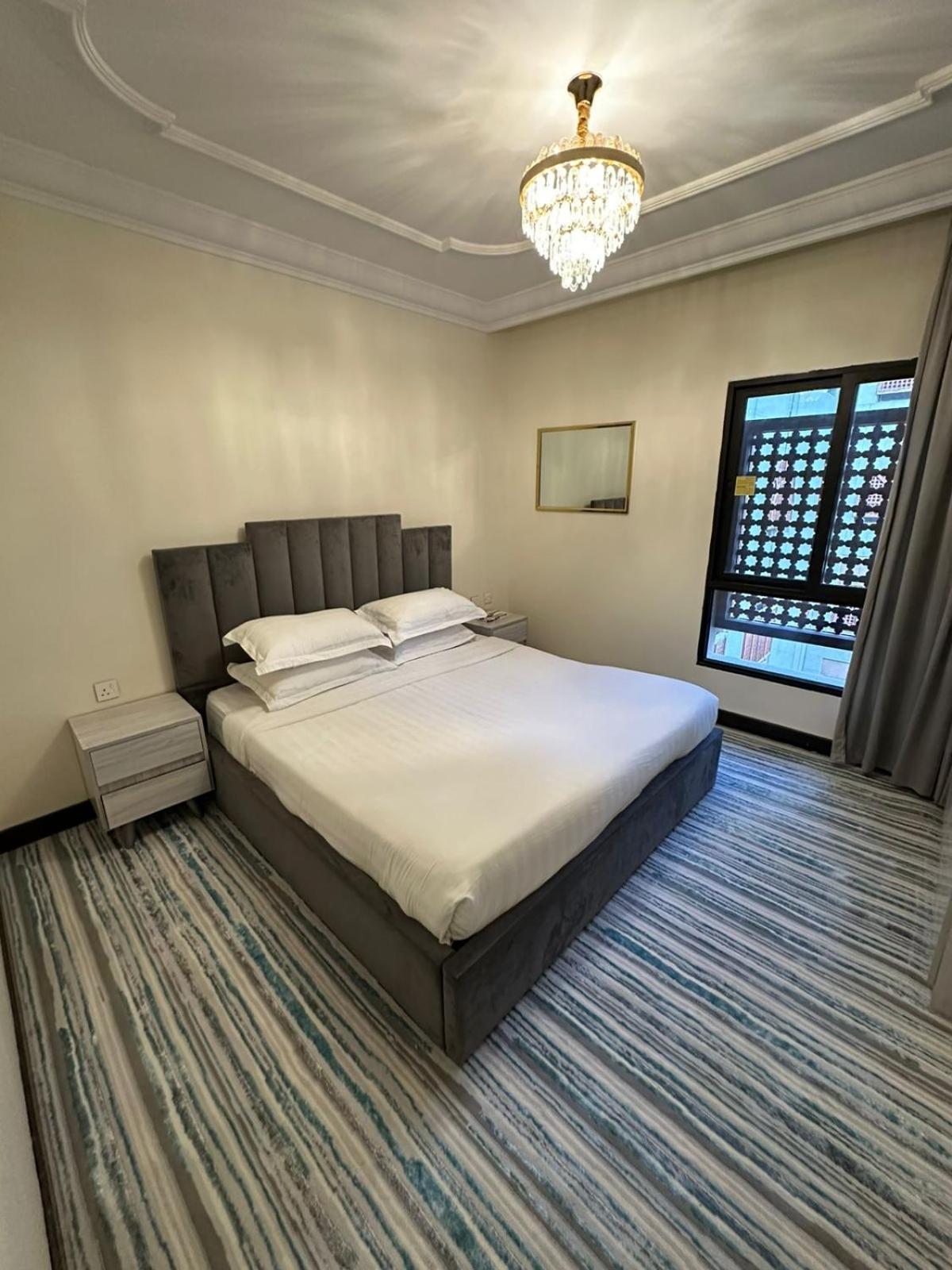Zad Al Eman Suites Hotels 麦地那 客房 照片
